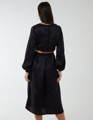 Crew Neck Cut Out Midi Dress