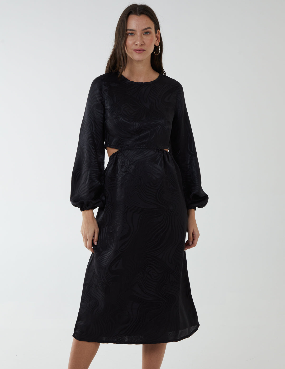 Crew Neck Cut Out Midi Dress